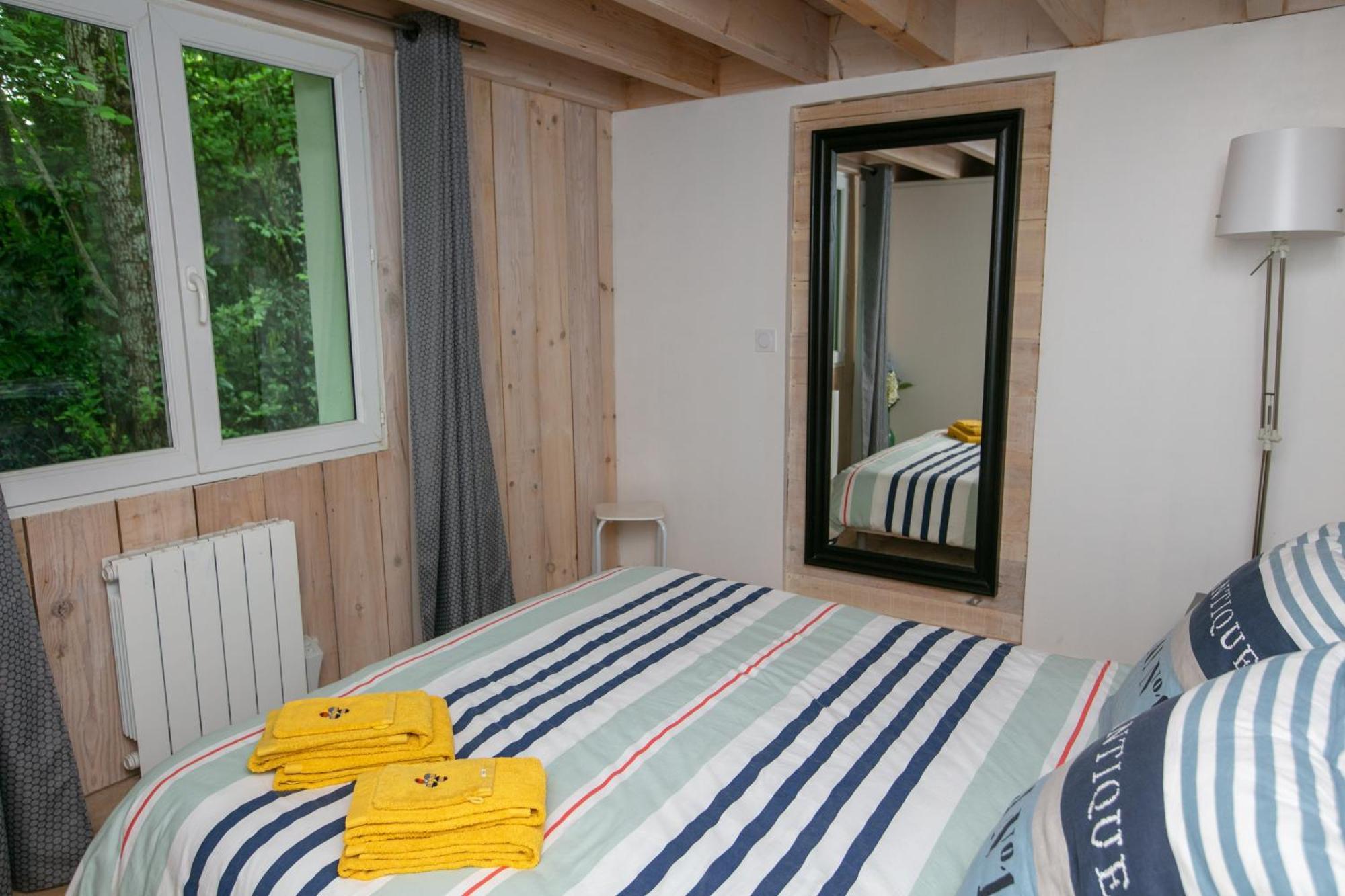 Erreka Txikia Bed & Breakfast Юрюня Екстериор снимка